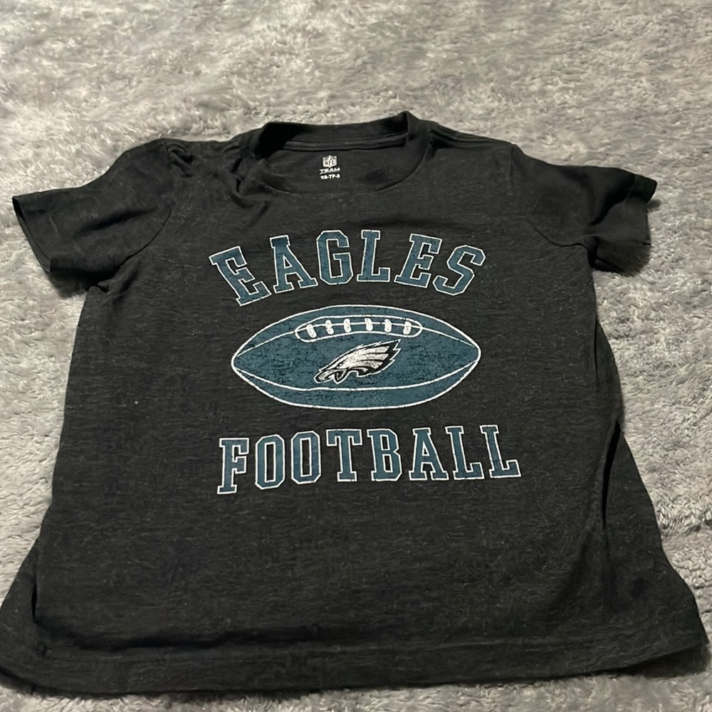 Boys xsmall Eagles tee